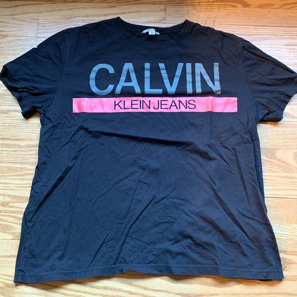 Calvin Klein T Shirt